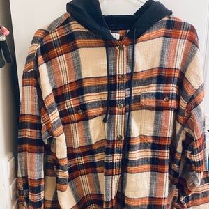 AE PLAID HOODED BUTTON UP SHIRT